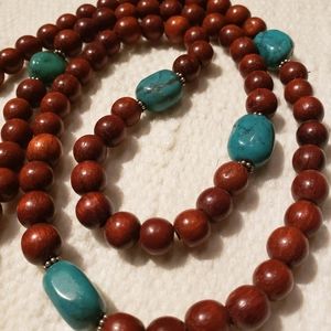 Turquoise and wood necklace